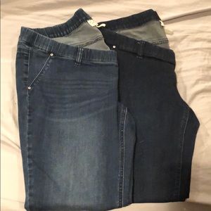 Two pairs of Jessica Simpson maternity jeans XL